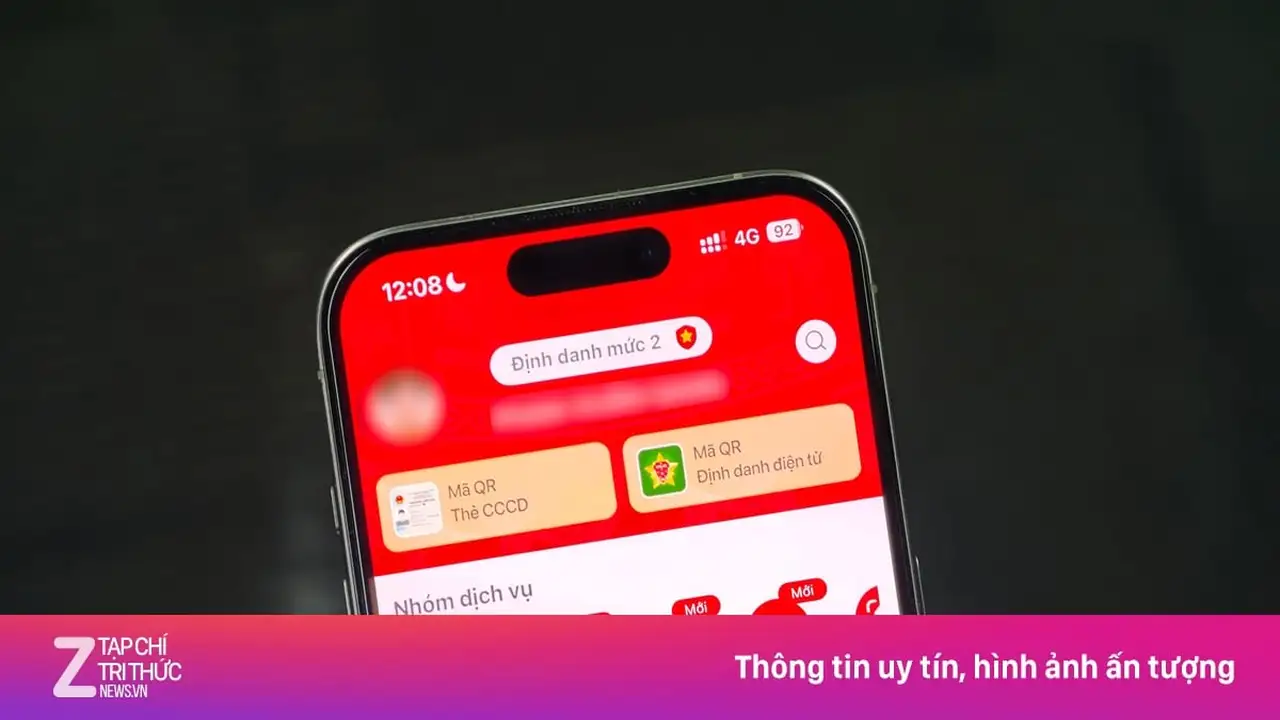 لماذا يجب تجنب حفظ صورة بطاقة الهوية على الهاتف؟